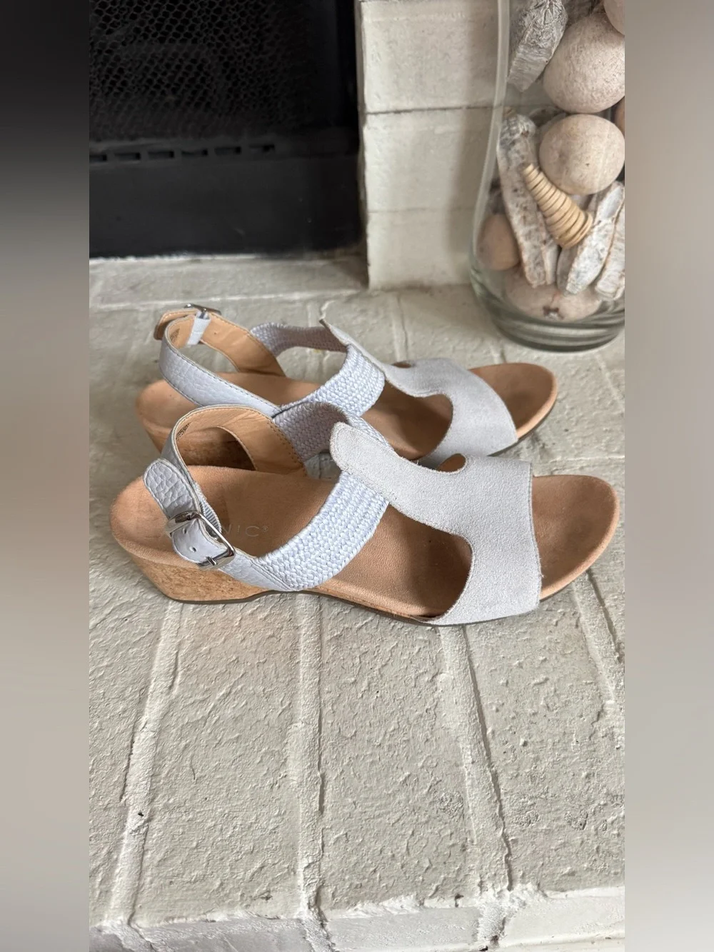 Vionic Katy II Lavender Suede Cork Wedge Comfort Sandals Size 10